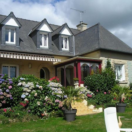 Les Hortensias Saint-Pierre-de-Plesguen エクステリア 写真