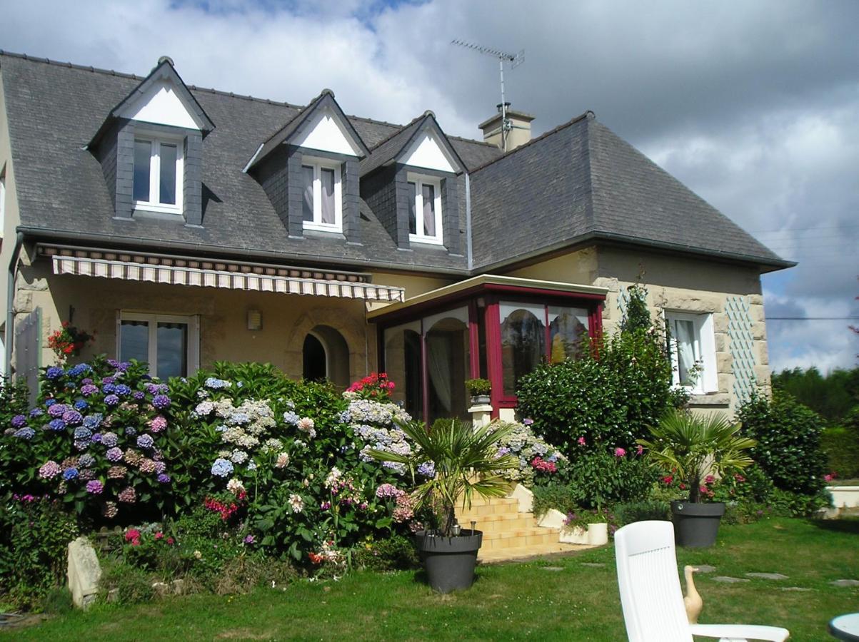 Les Hortensias Saint-Pierre-de-Plesguen エクステリア 写真